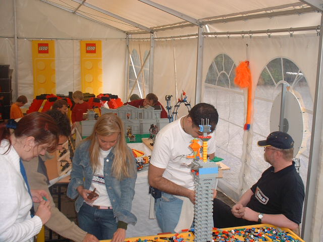 tsl2004157.jpg