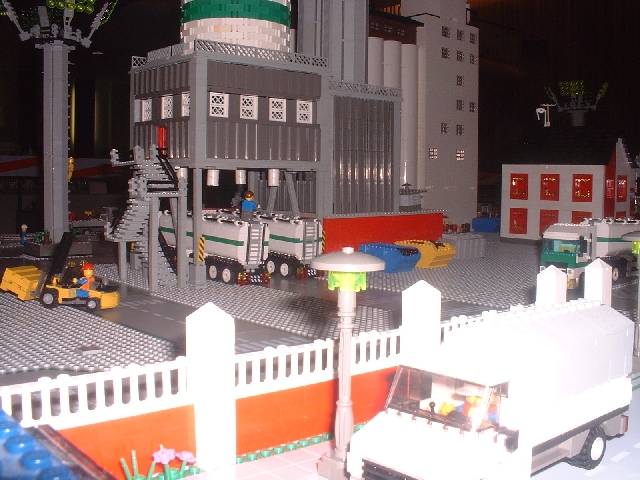 tsl2005142.jpg
