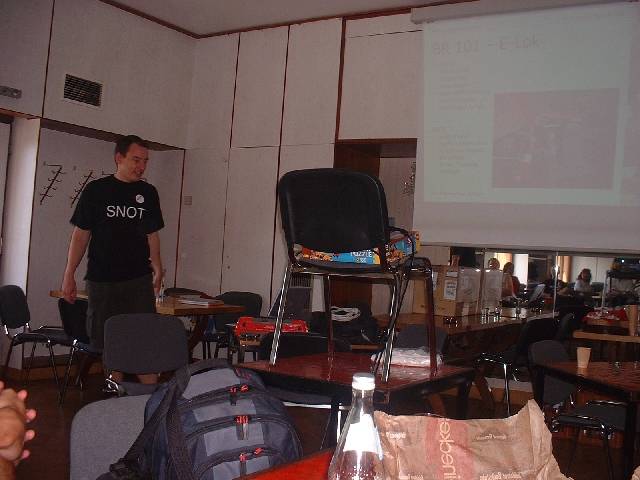 tsl2005152.jpg