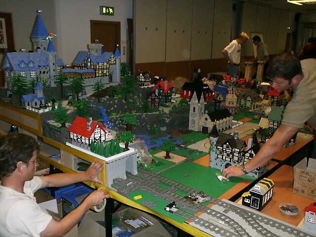 1000steineland20037.jpg
