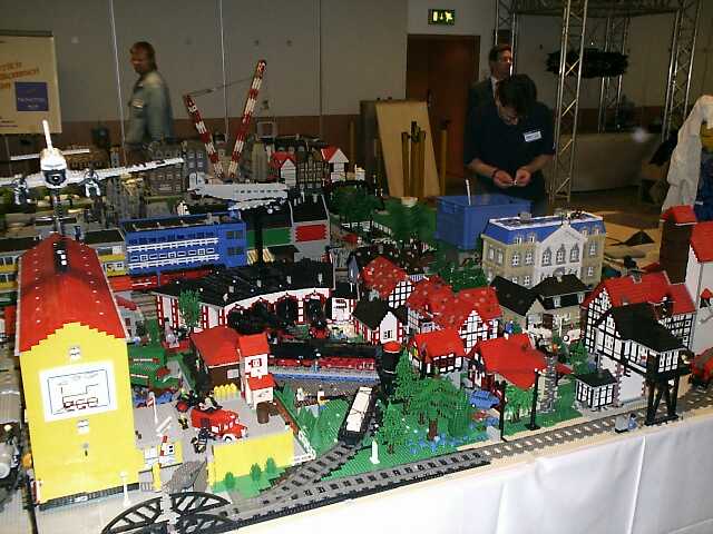 1000steineland20039.jpg