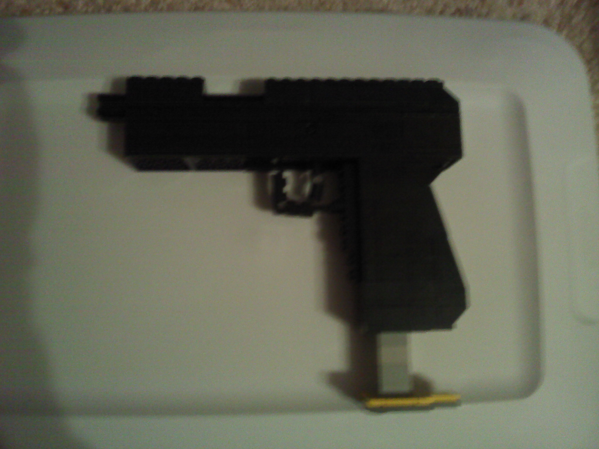 lego_black_handgun01_reload.jpg