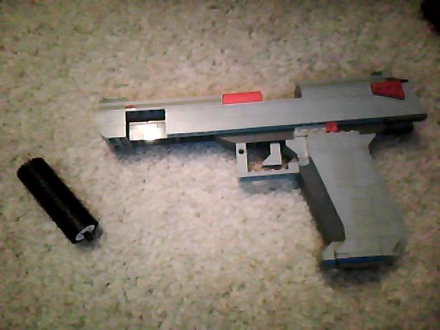 lego_desert_eagle_ii_with_silencer4.jpg