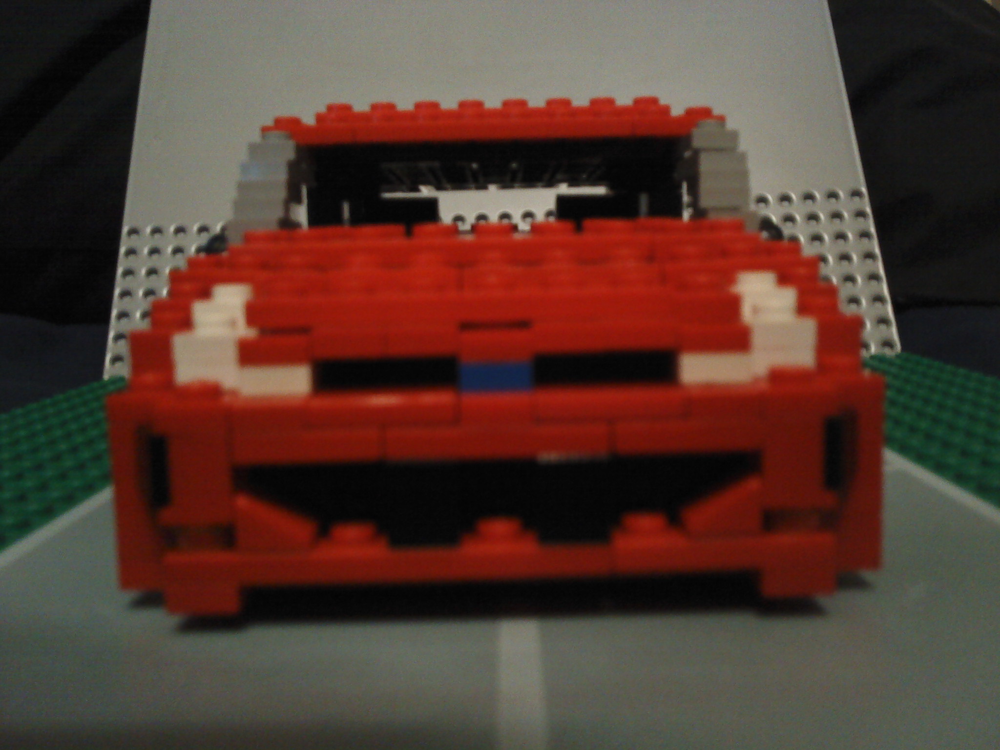 lego_ford_focus_00.jpg