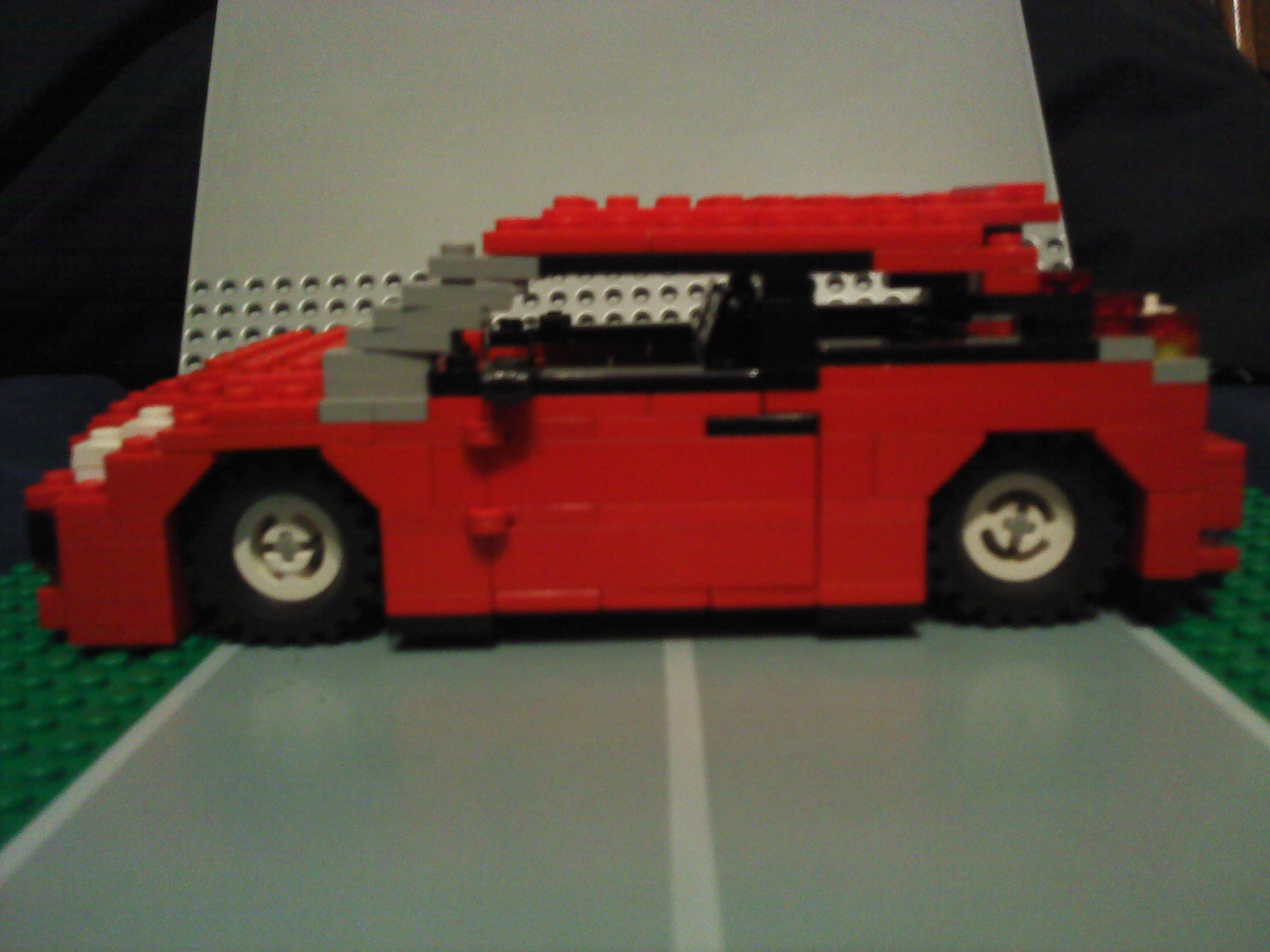 lego_ford_focus_02.jpg