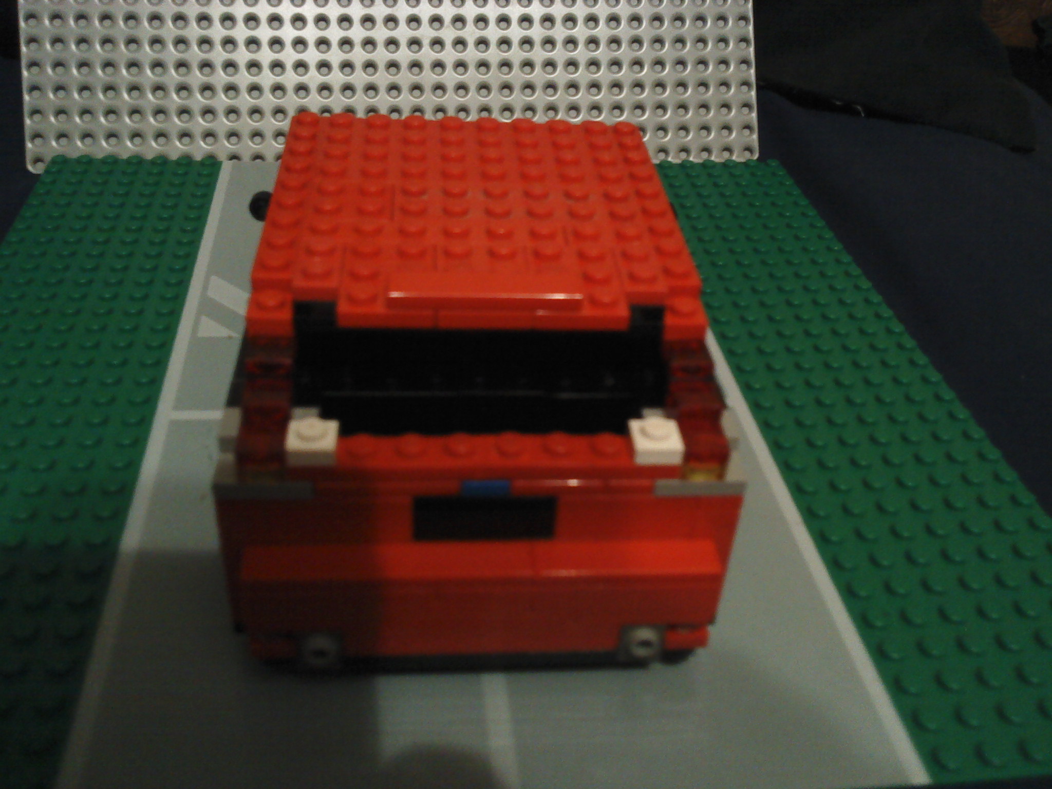 lego_ford_focus_05.jpg