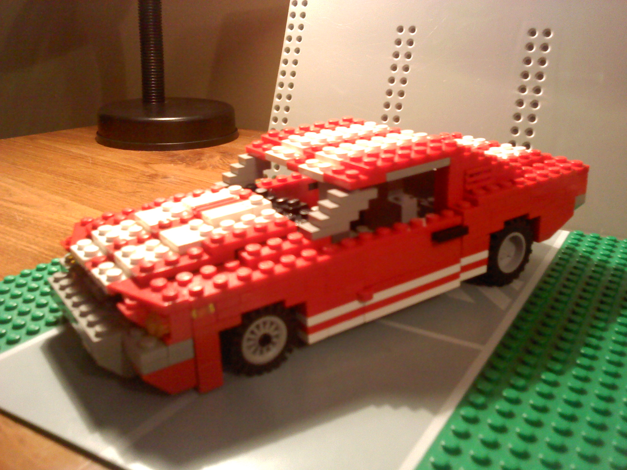 lego_ford_mustang_00.jpg