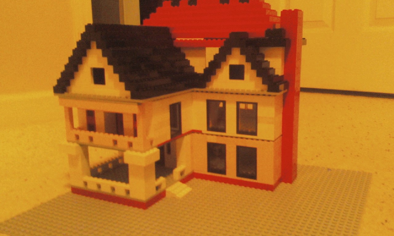 lego_house.jpg