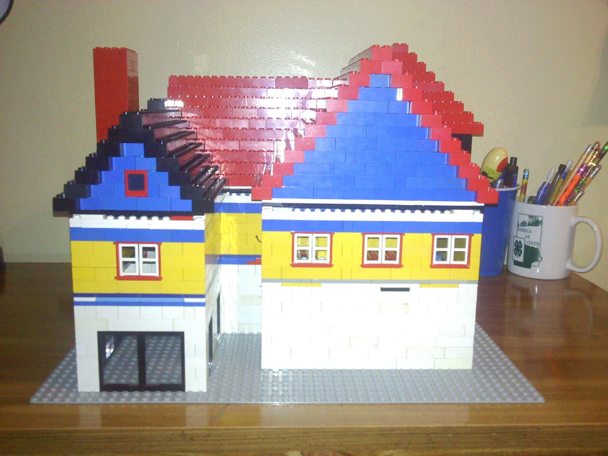 lego_house04_rear_view.jpg