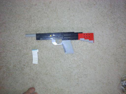 lego_light_smg_1.jpg