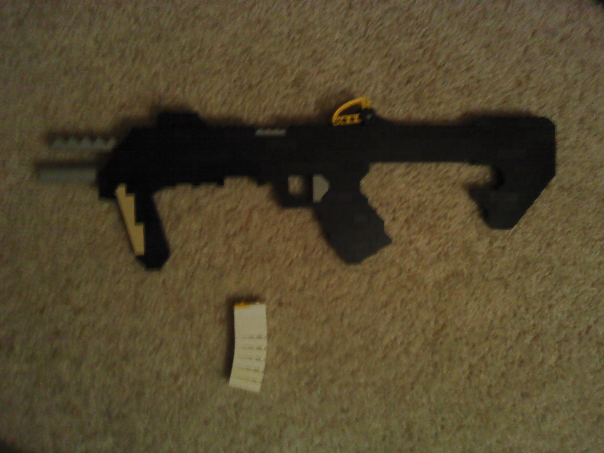 lego_submachine_gun00.jpg