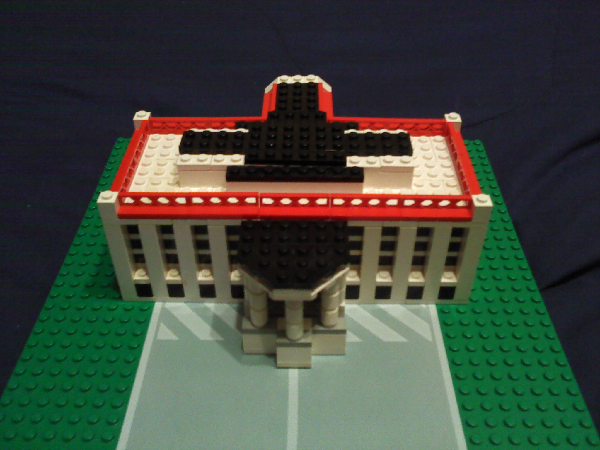 lego_white_house_01_front_bird_view.jpg