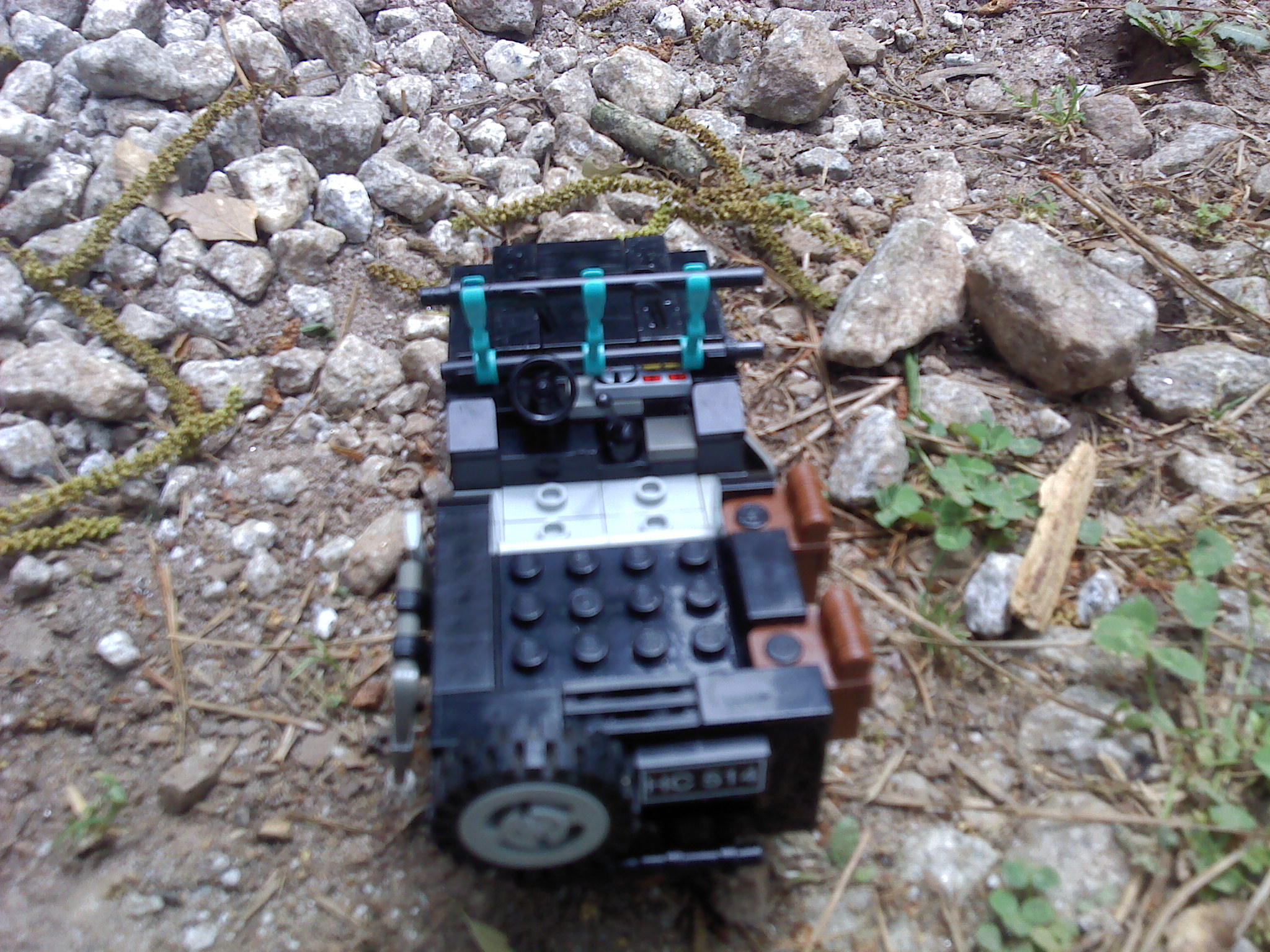 lego_wwii_willy_jeep_04.jpg