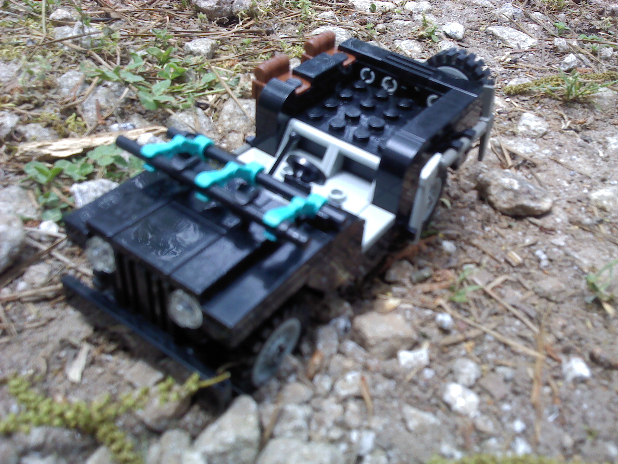 lego_wwii_willy_jeep_05.jpg