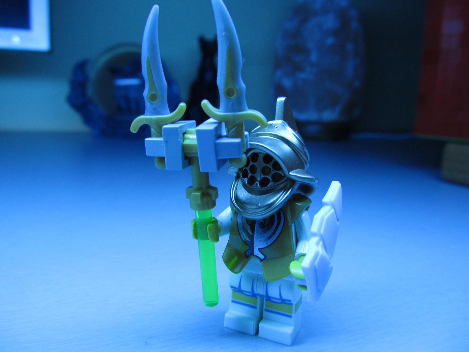 celandrine-battle-mage.jpg