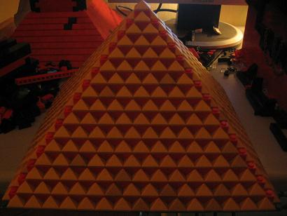 pyramid-01.jpg