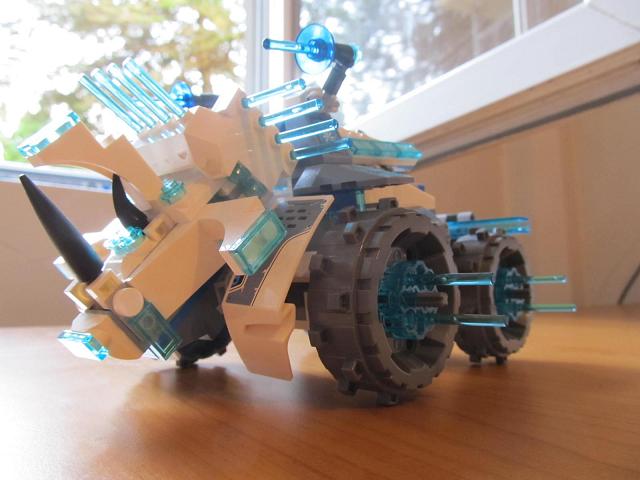 iceminifig-08.jpg