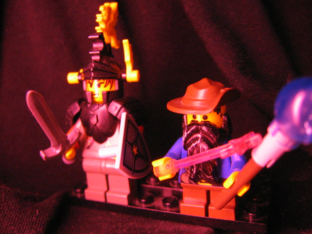 knight_and_gnome.jpg