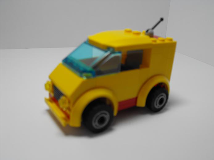 11_car.jpg