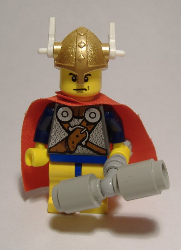 alt_thor_redcape_1.jpg