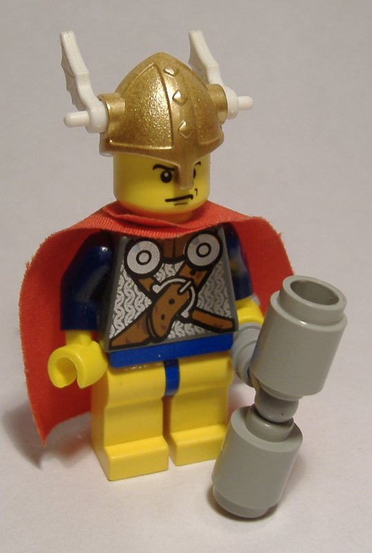 alt_thor_redcape_2.jpg