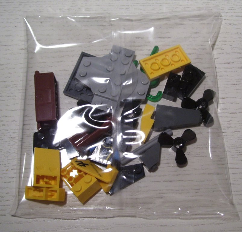 7770_bags_1.jpg