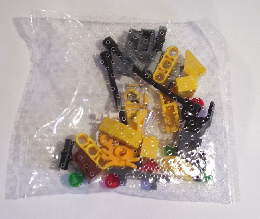 7776_bags_2.jpg