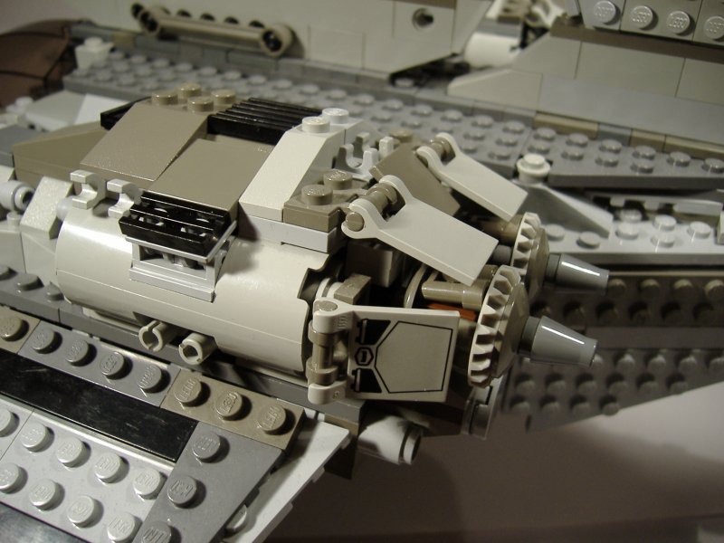 moth_engines_04.jpg
