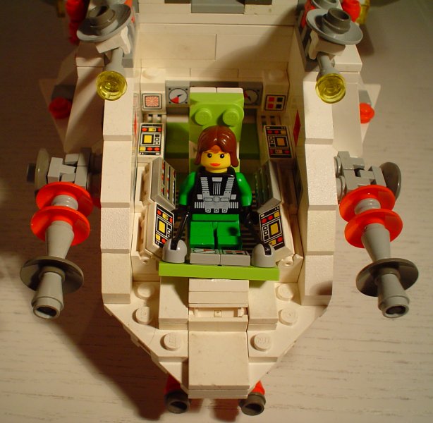 dandelion_cockpit_02.jpg