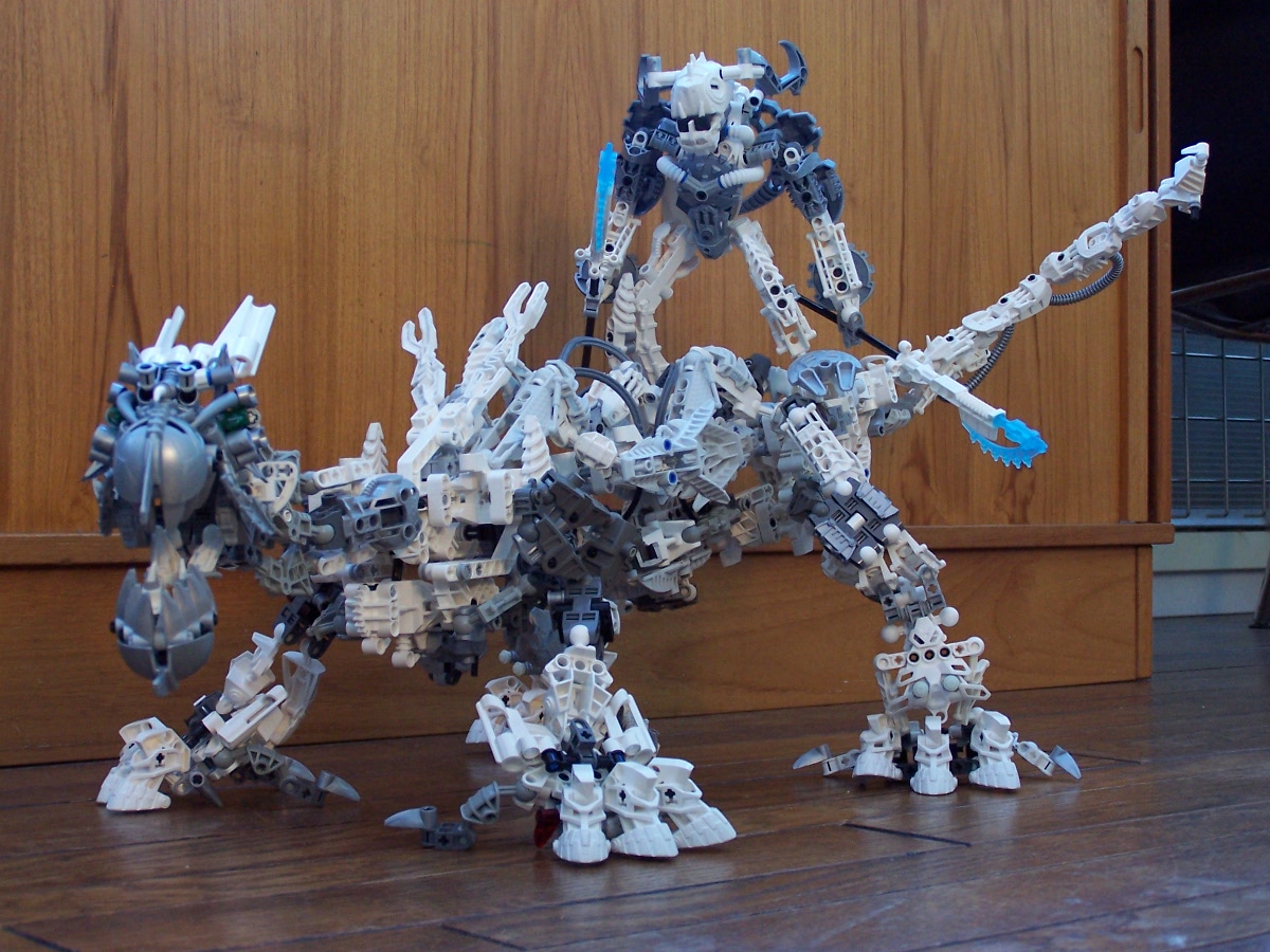 0000_kokata_and_mukaia.jpg