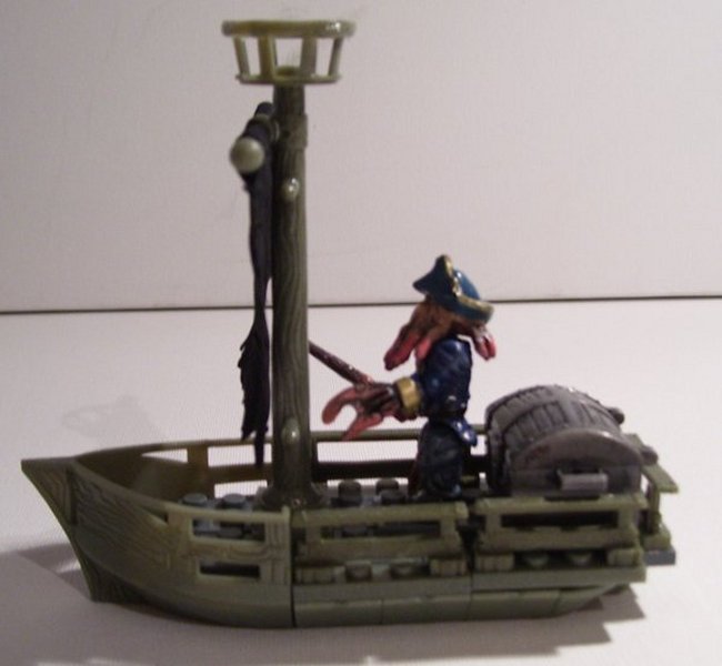 1012_davyjones_boat01.jpg