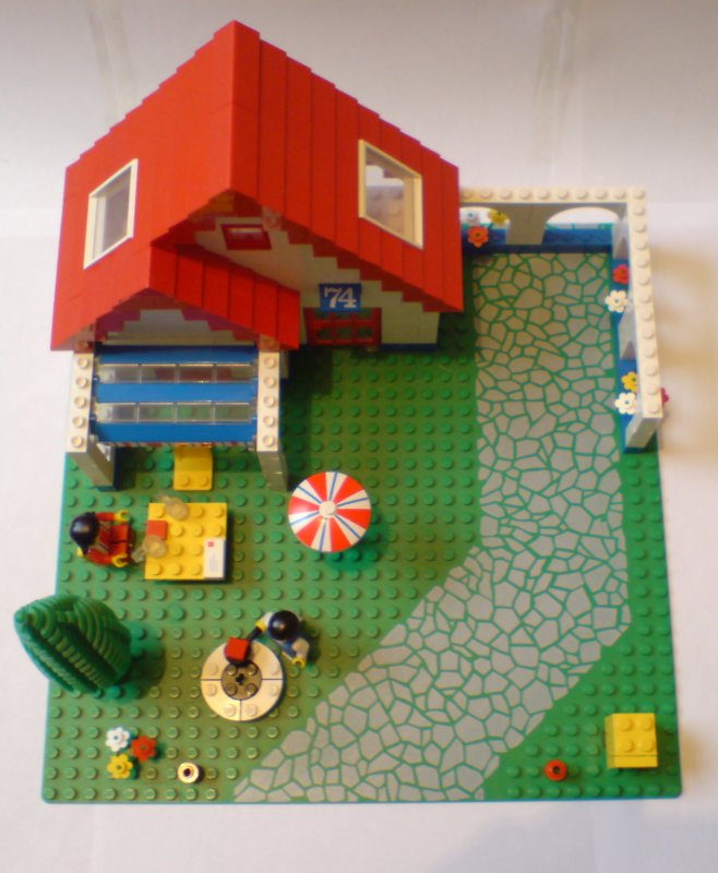 6374_holiday_home01.jpg