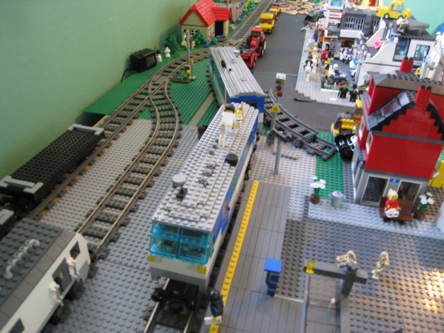 bergheimcity14_incoming_train.jpg