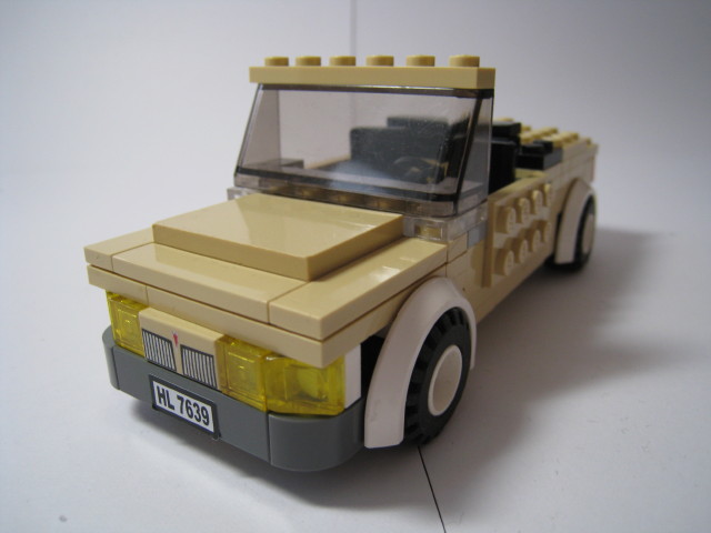 beigecar01.jpg