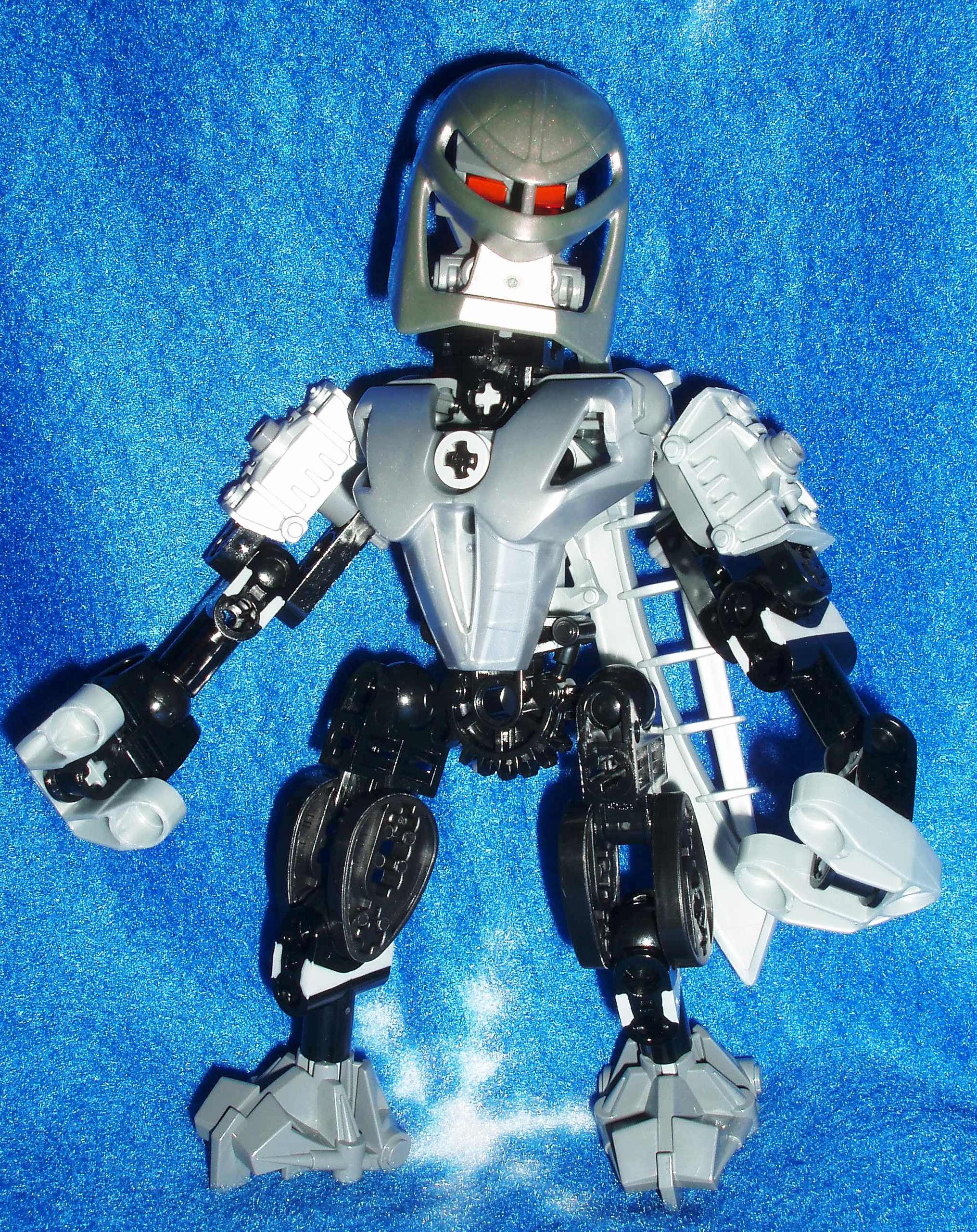 matoran_front.jpg