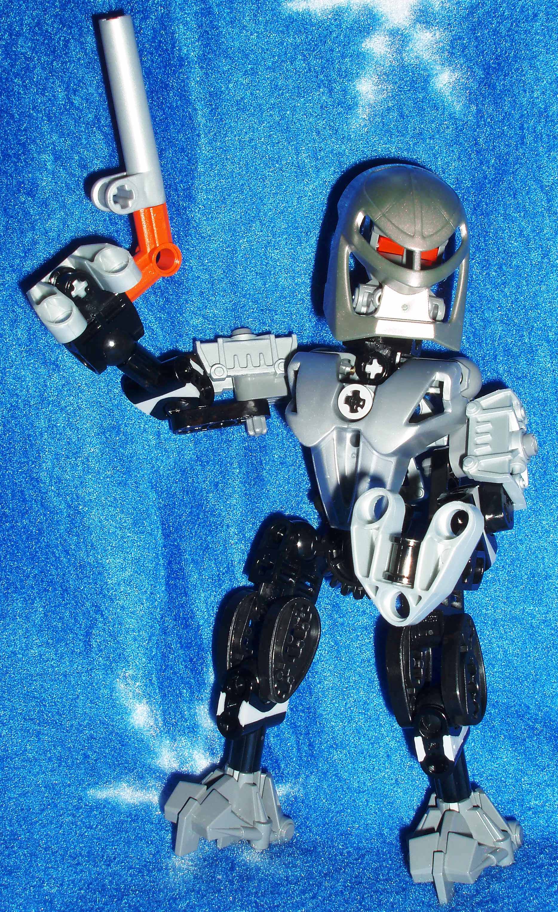 matoran_weapon_weilding_2.jpg