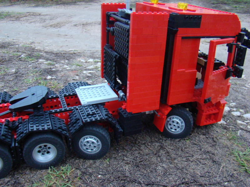 actros02.jpg