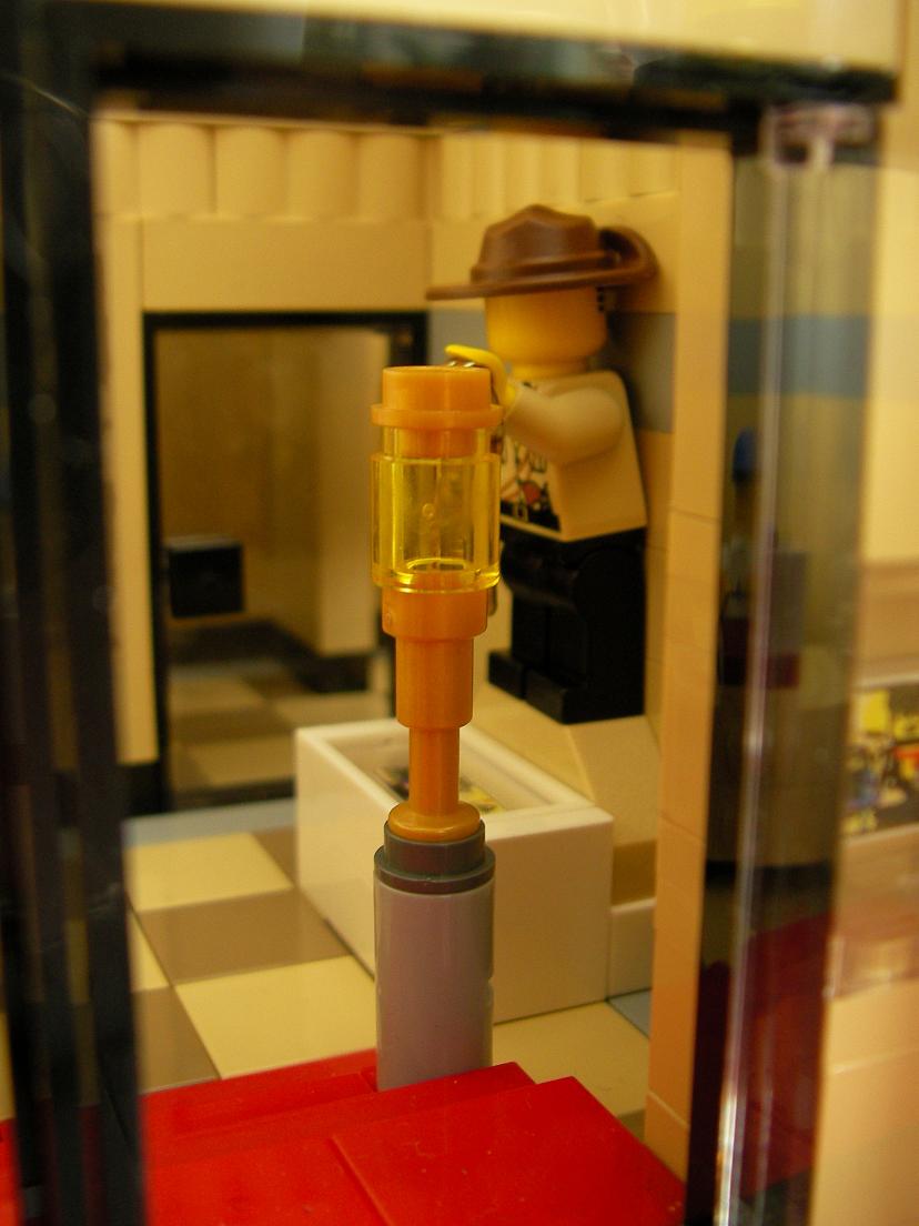 first_floor__johnny_statue_1.jpg