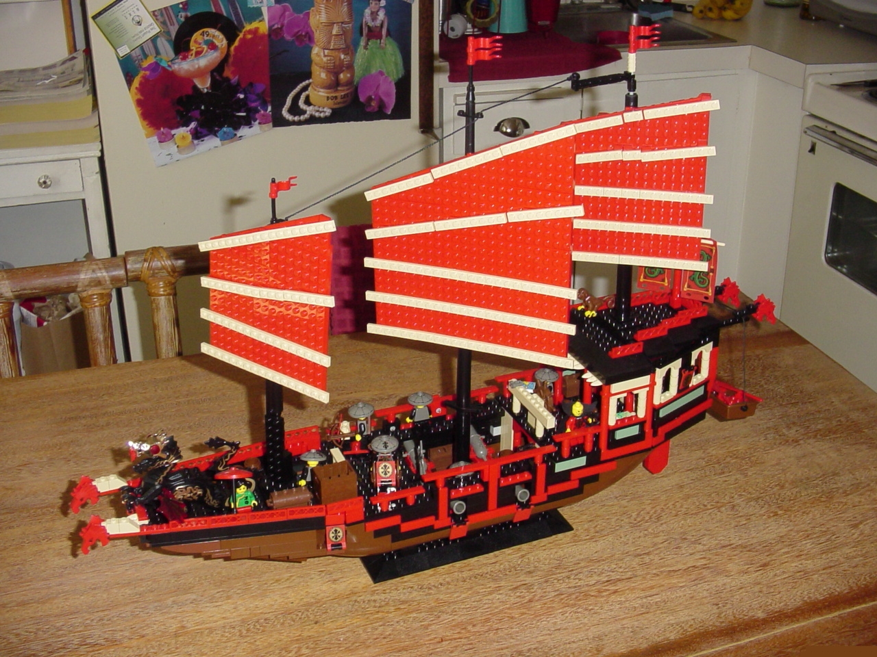 chinese_junk.jpg