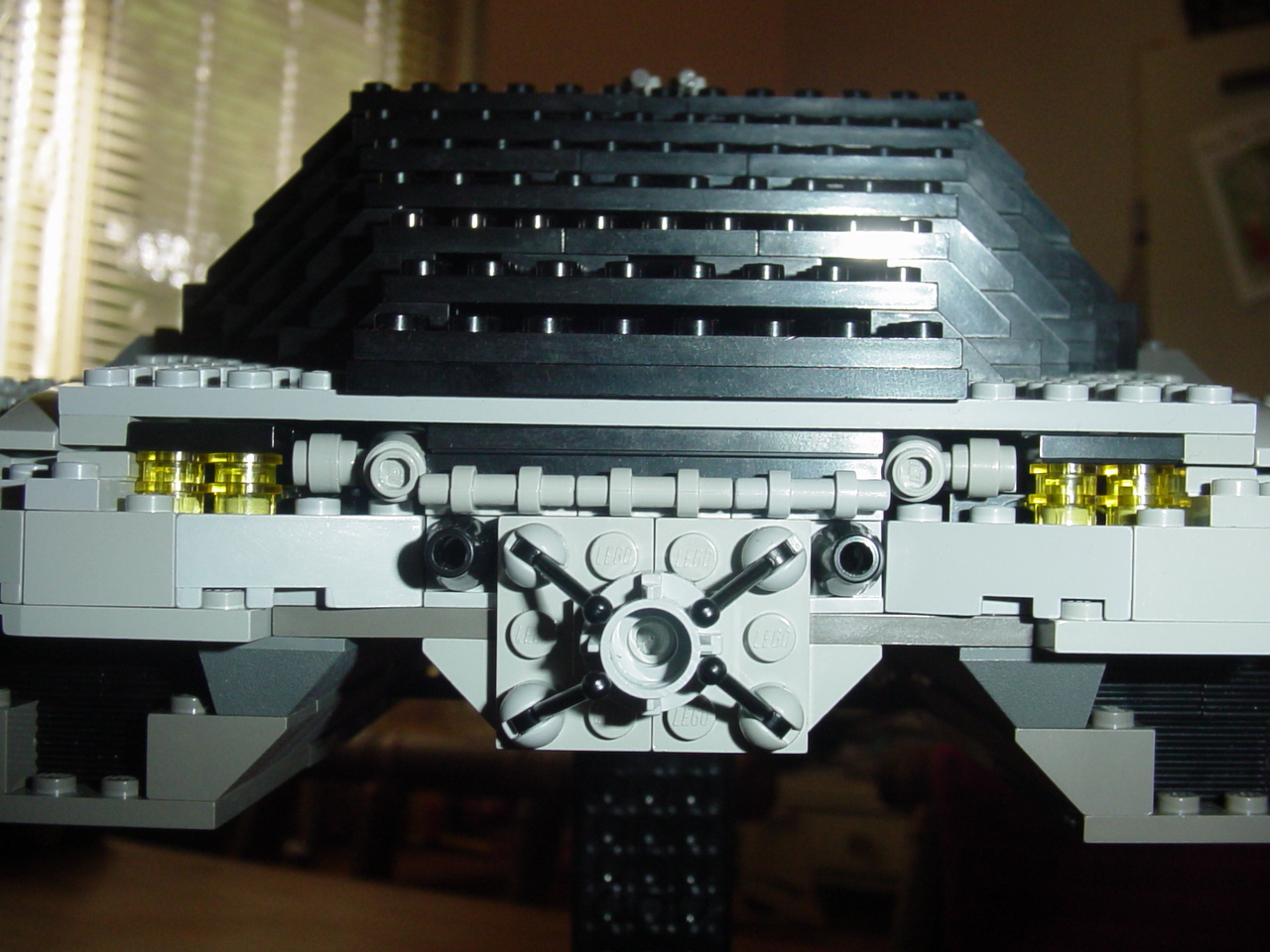 cylonraider16.jpg