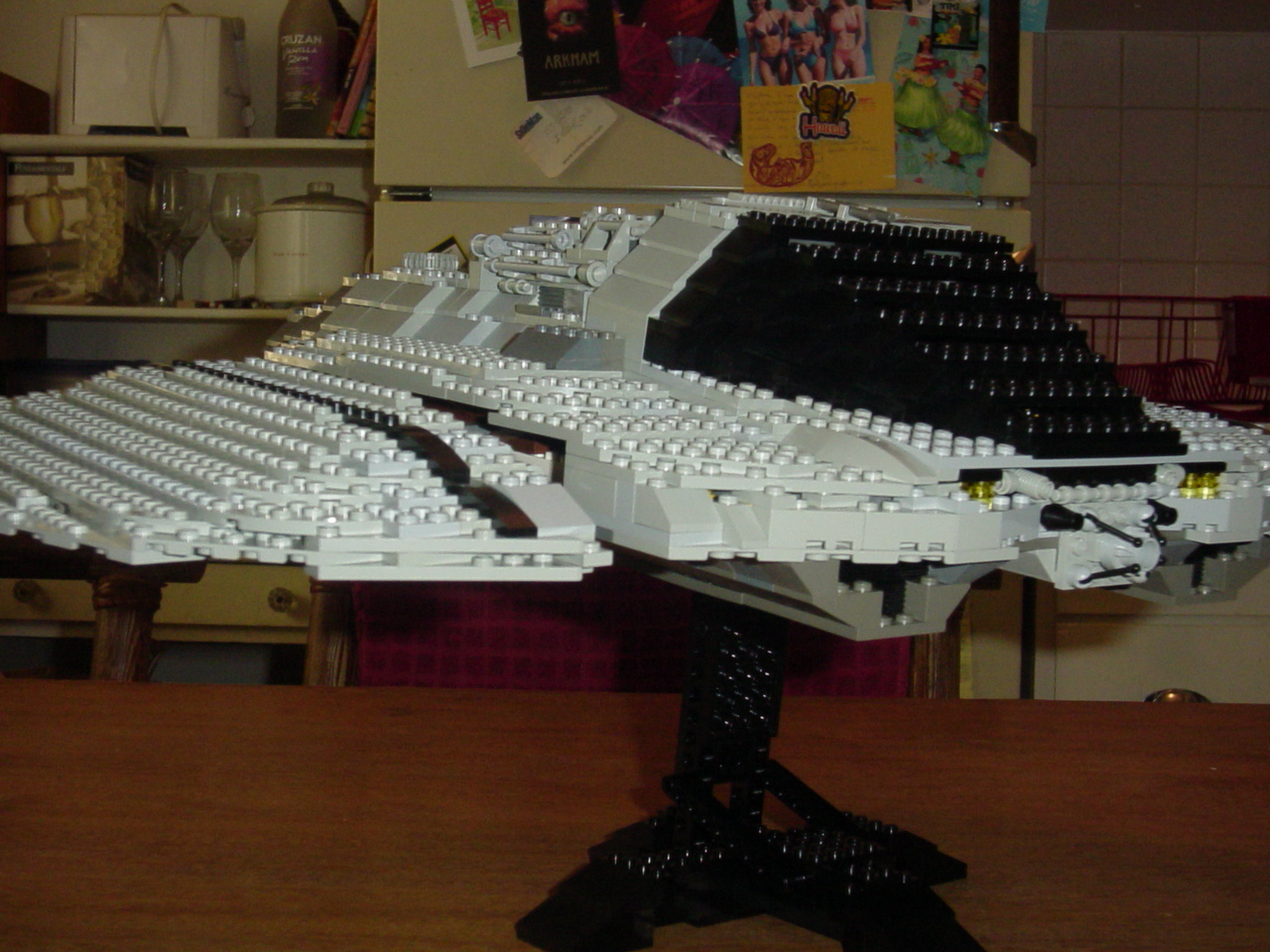 cylonraider18.jpg