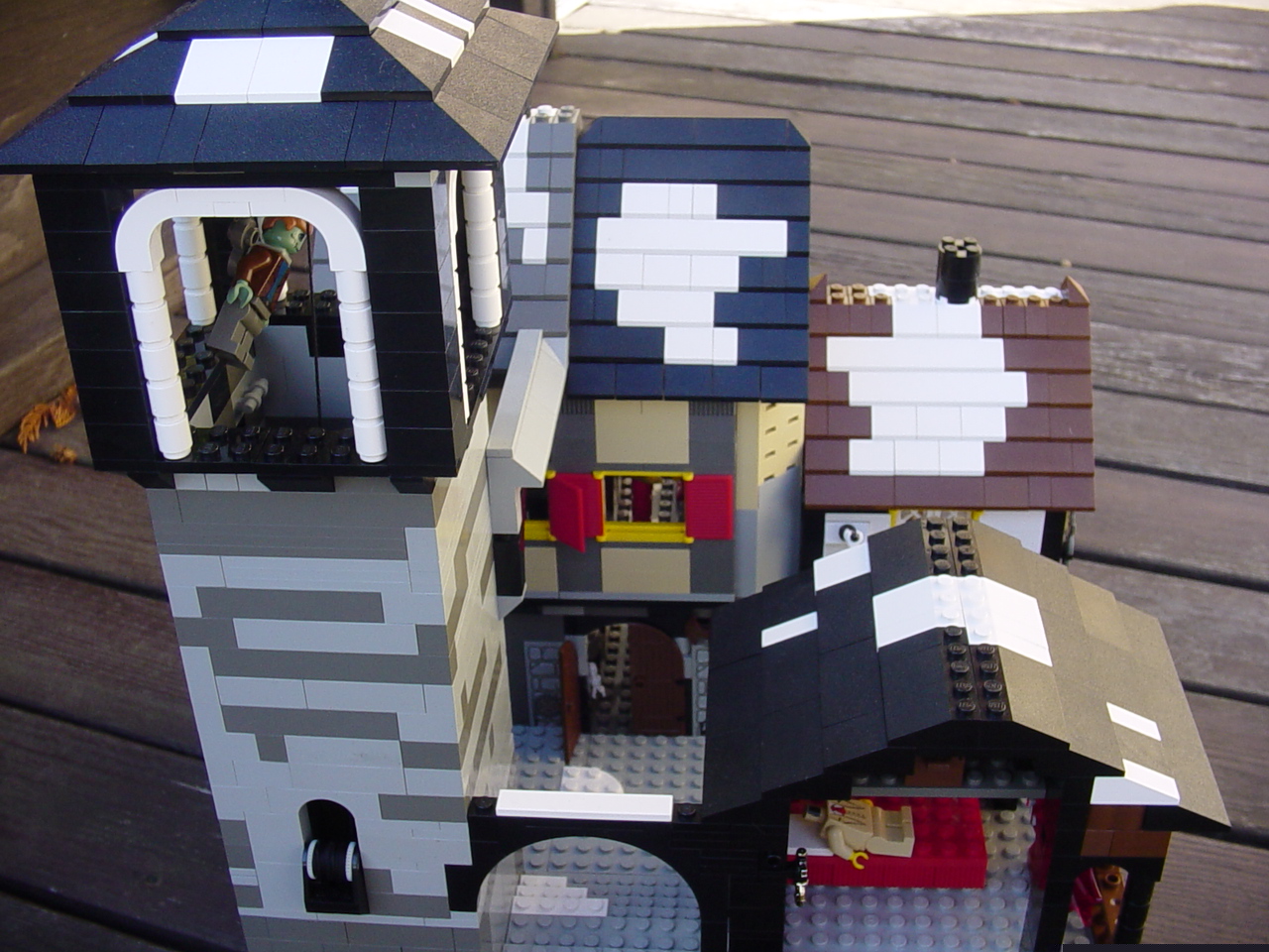 lego_halloween_village.jpg