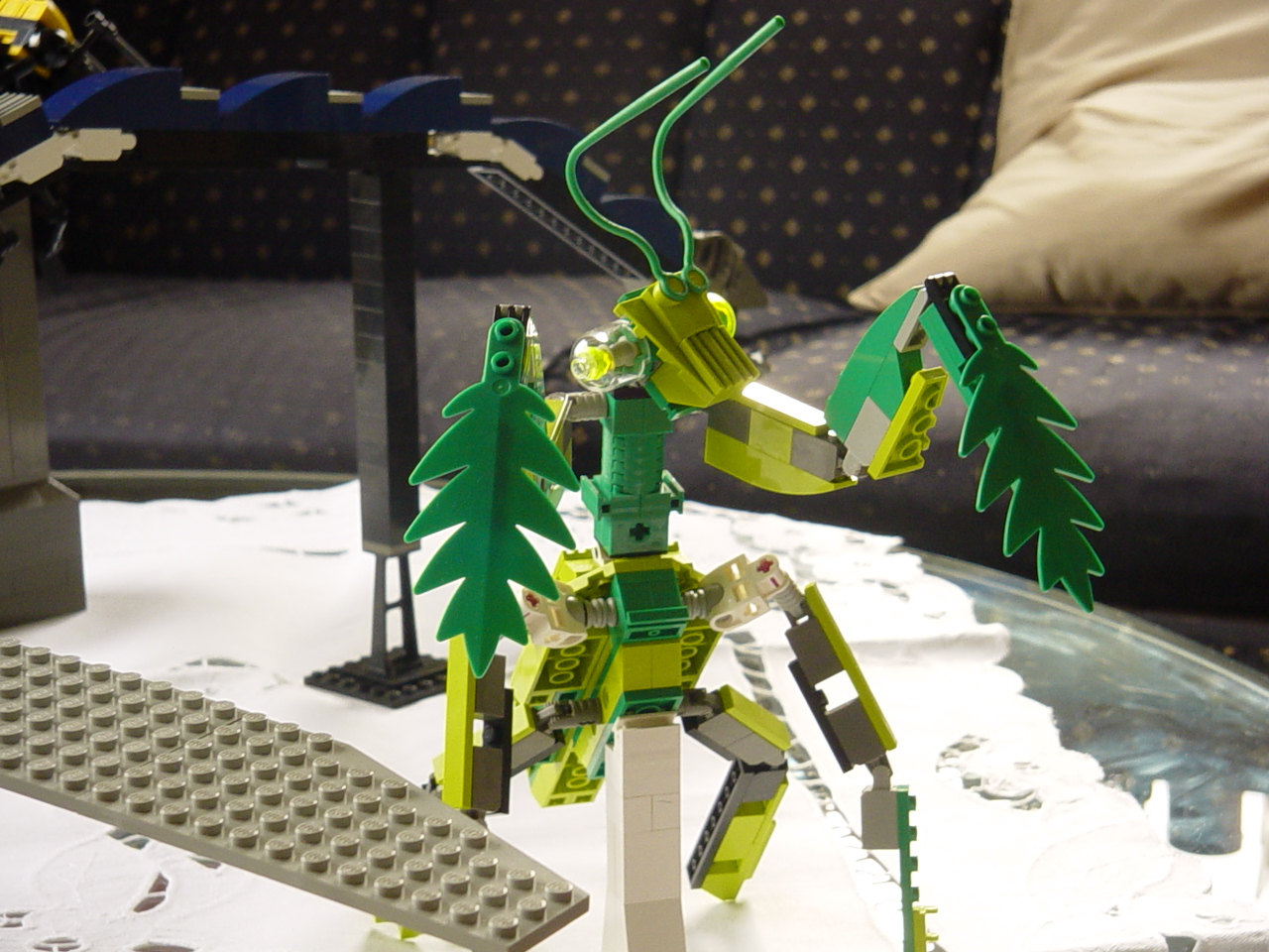 lego_mantis_2.jpg