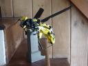lego_bee3.jpg
