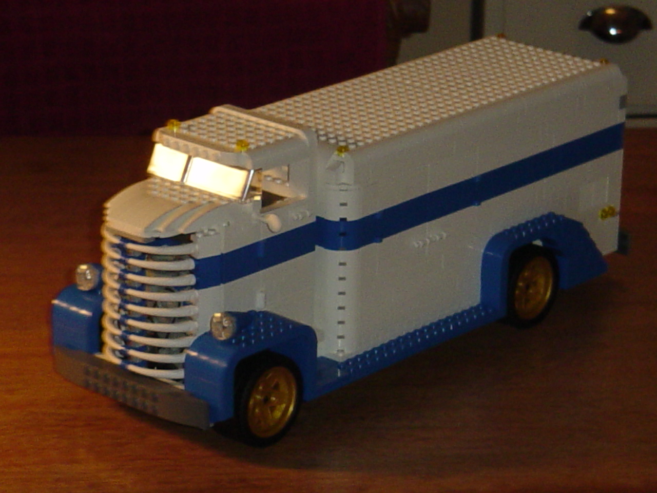 milktruck_01.jpg