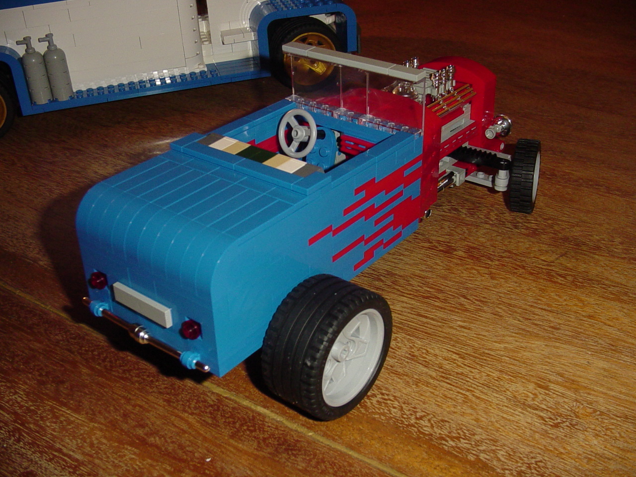 roadster002.jpg