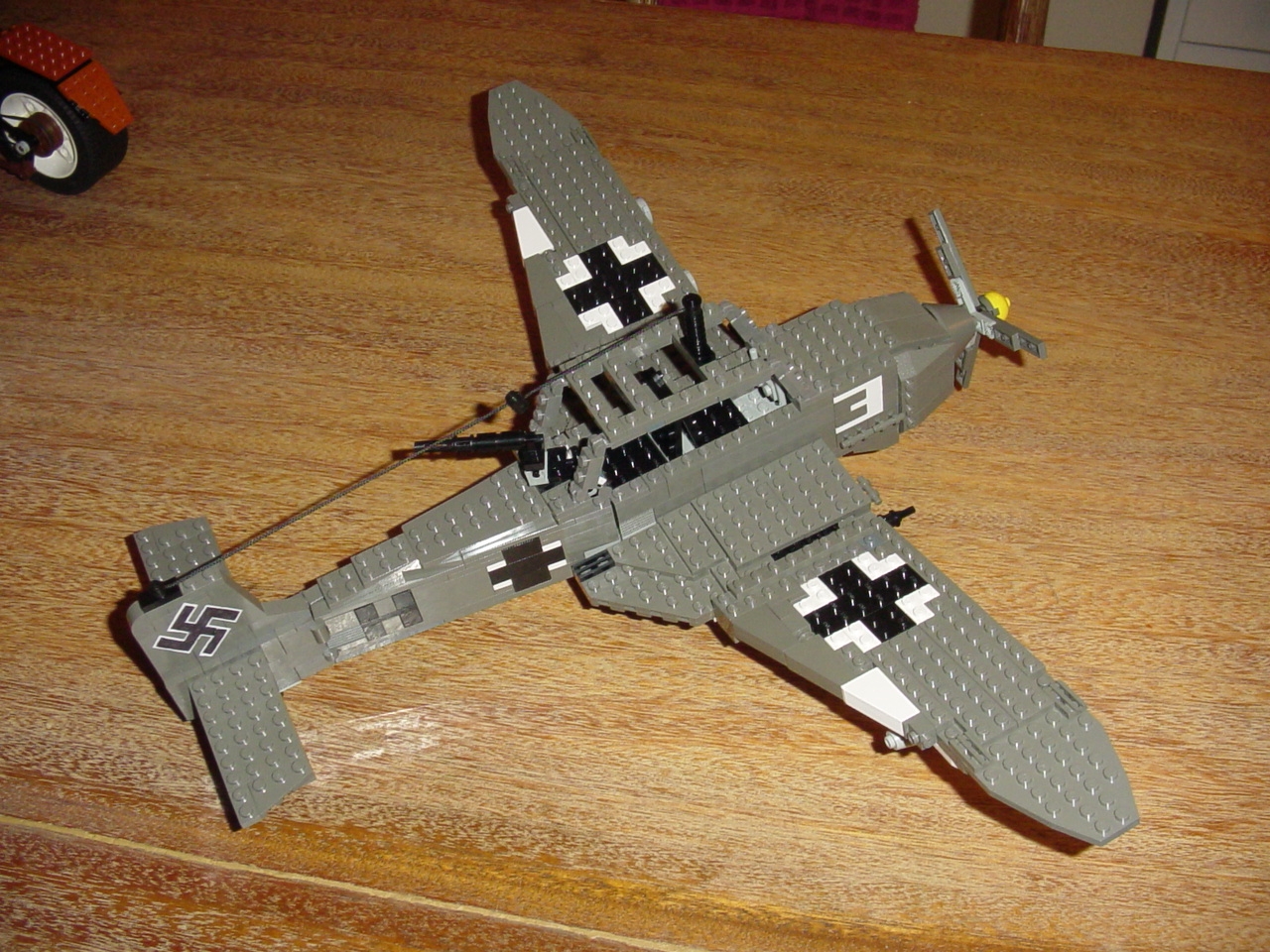 stuka16.jpg