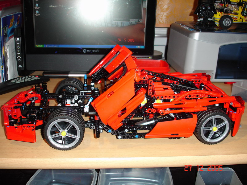 ferrari_enzo__012.jpg