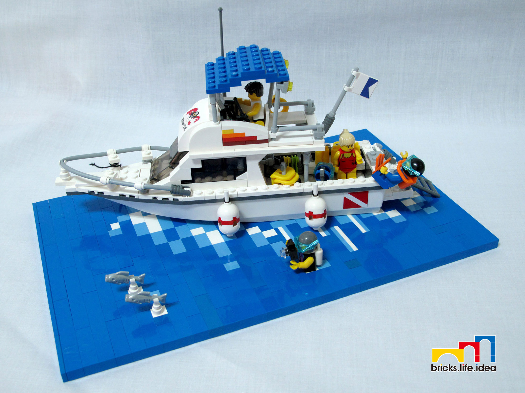 diveboats001.jpg