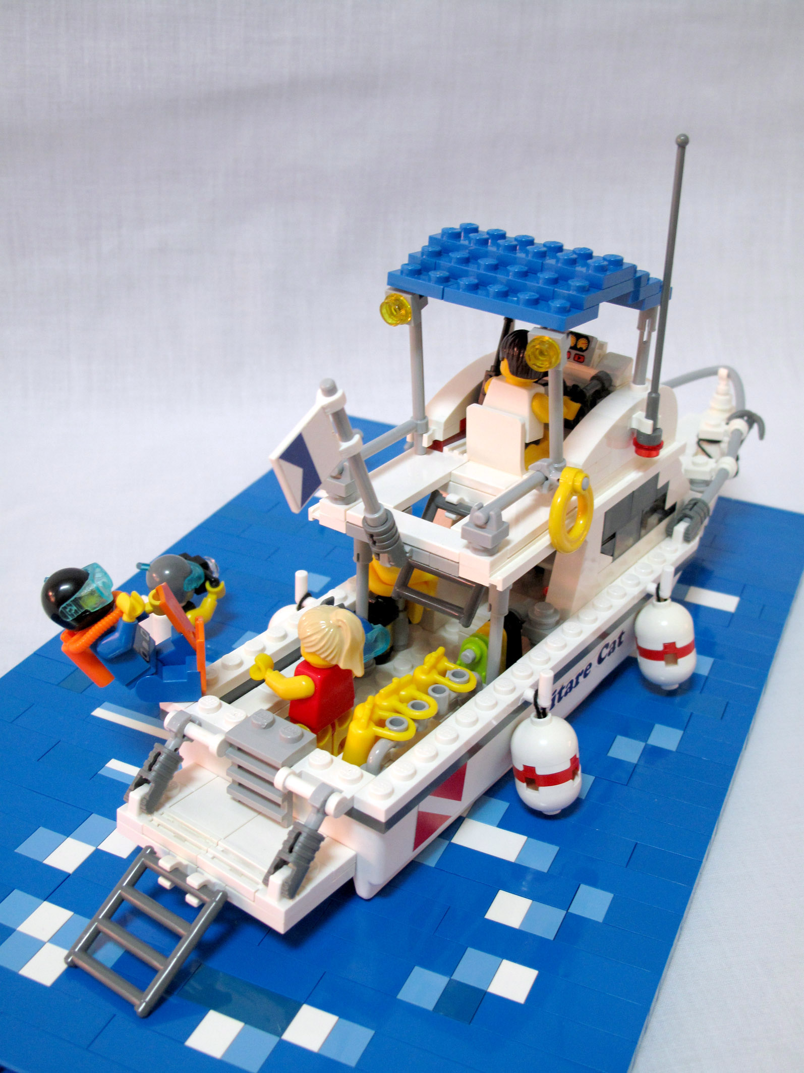 diveboats02.jpg
